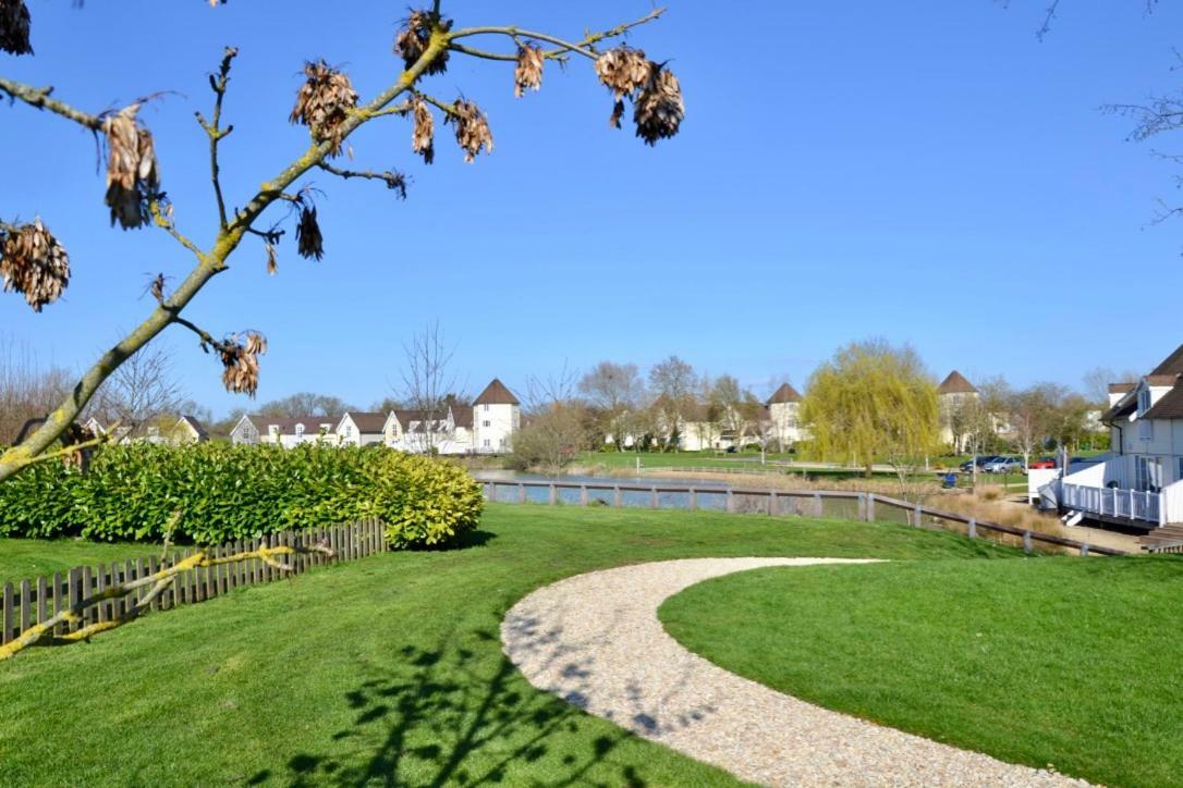 Swan Cottage Cirencester Luaran gambar