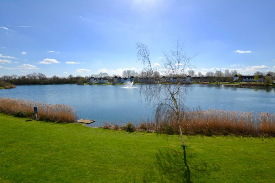 Swan Cottage Cirencester Luaran gambar